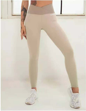 Load image into Gallery viewer, DISTINCTIVE LEGGINGS
